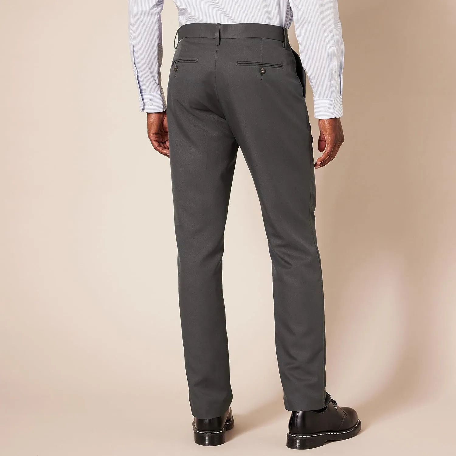 Amazon Essentials Men's Slim-Fit Flat-Front Dress Pant