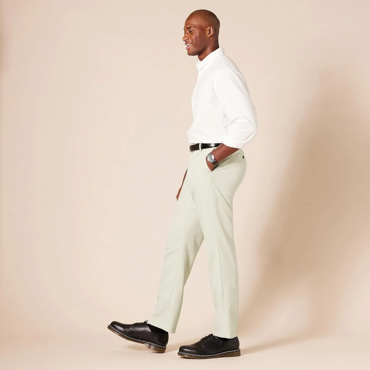Amazon Essentials Men's Slim-Fit Flat-Front Dress Pant