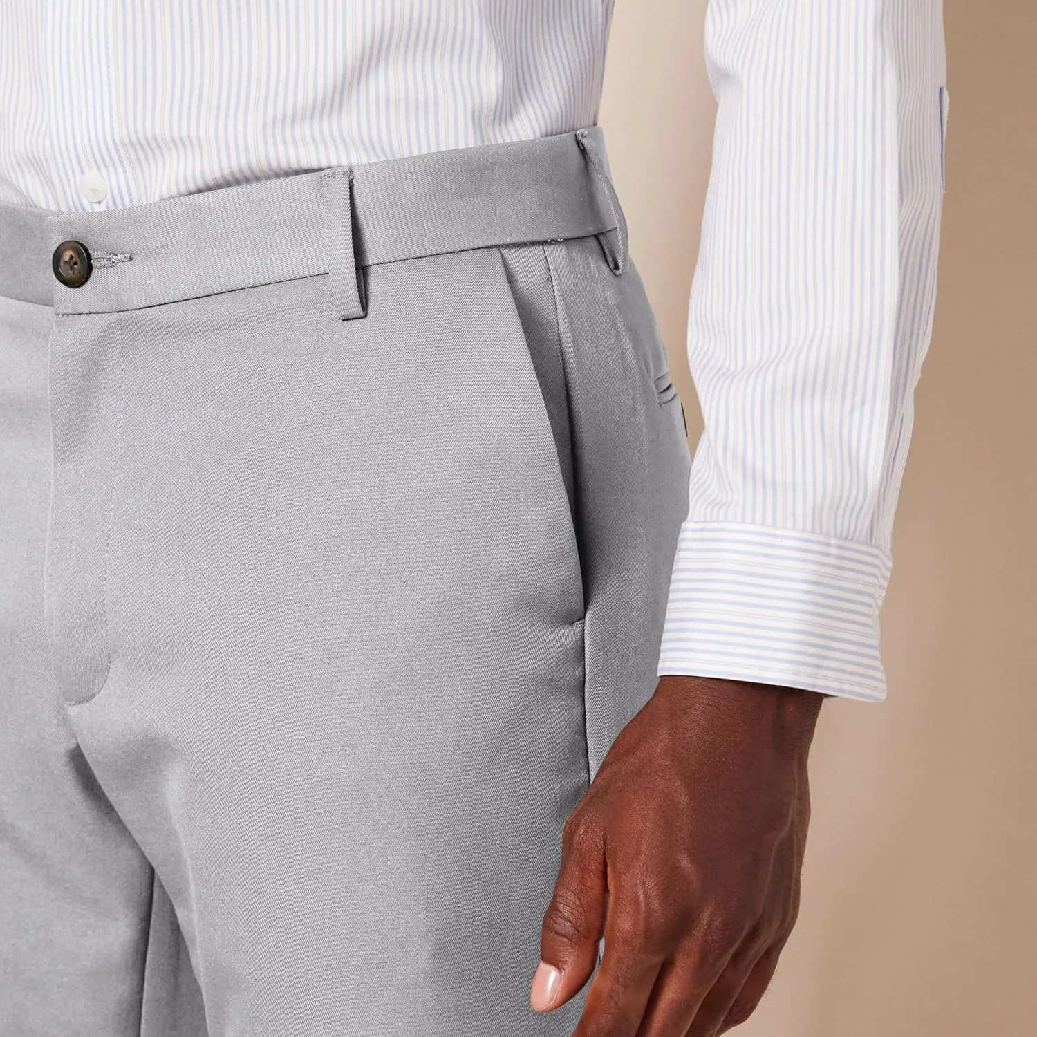 Amazon Essentials Men's Slim-Fit Flat-Front Dress Pant