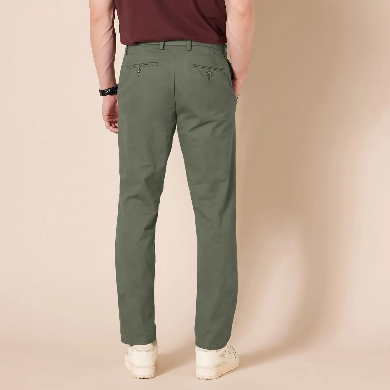 Amazon Essentials Men's Slim-Fit Wrinkle-Resistant Flat-Front Chino Pant