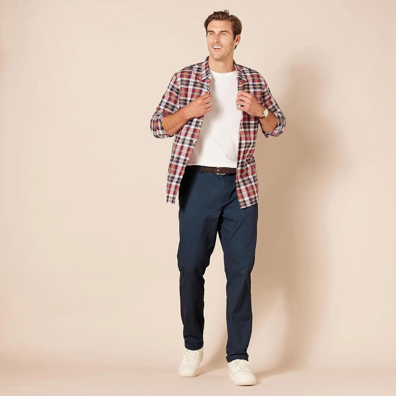 Amazon Essentials Men's Slim-Fit Wrinkle-Resistant Flat-Front Chino Pant