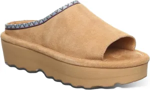 BEARPAW Women's Navigate Iced Coffee Sandal Size 9