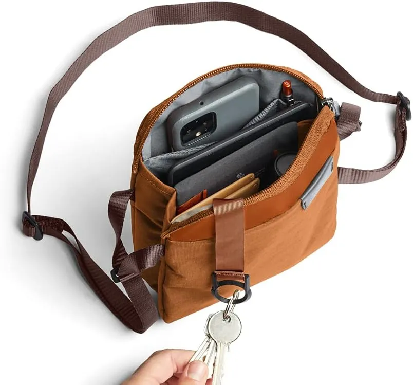 Bellroy City Pouch (cross-body bag, e-reader or small tablet, wallet, phone) - Bronze