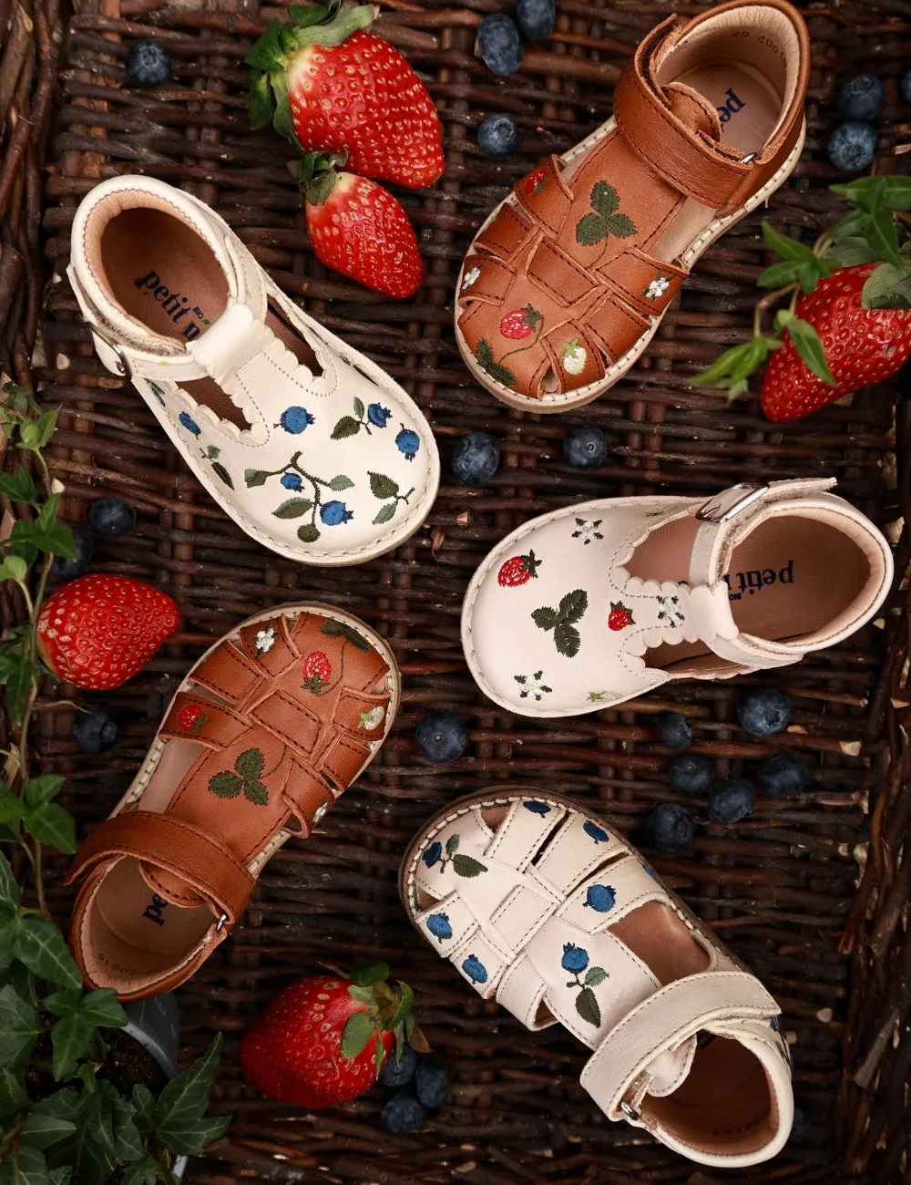 Blueberry Classic sandal - Cream