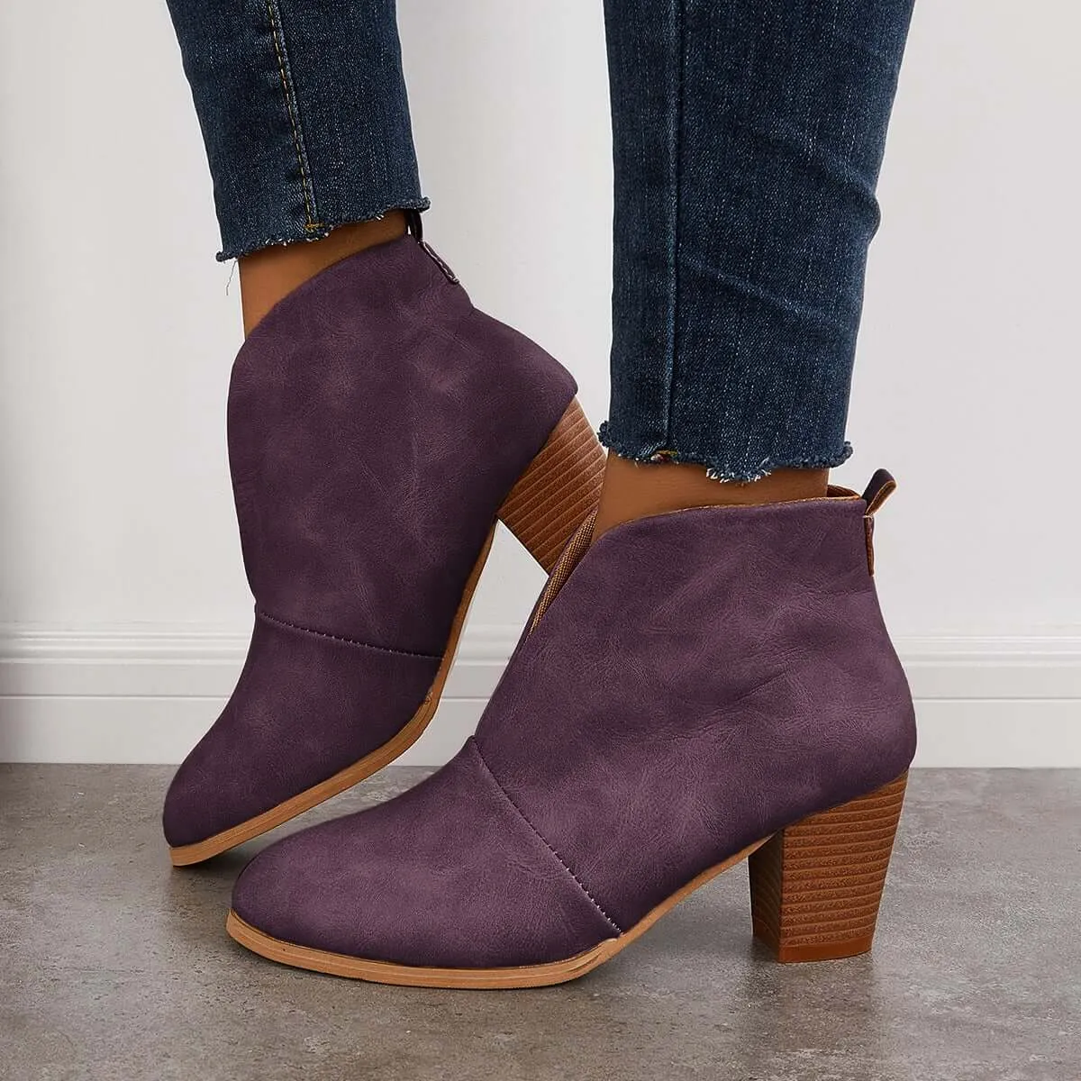 Casual and supportive orthopedic Boots