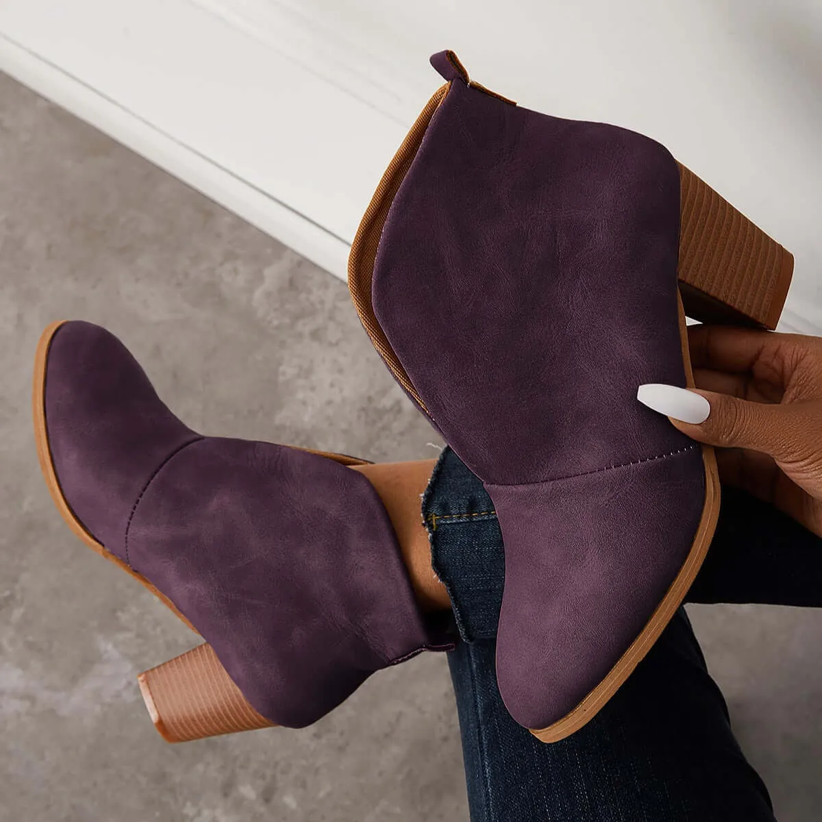 Casual and supportive orthopedic Boots