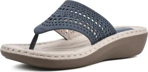 CLIFFS BY WHITE MOUNTAIN Women's Compact Wedge Sandal