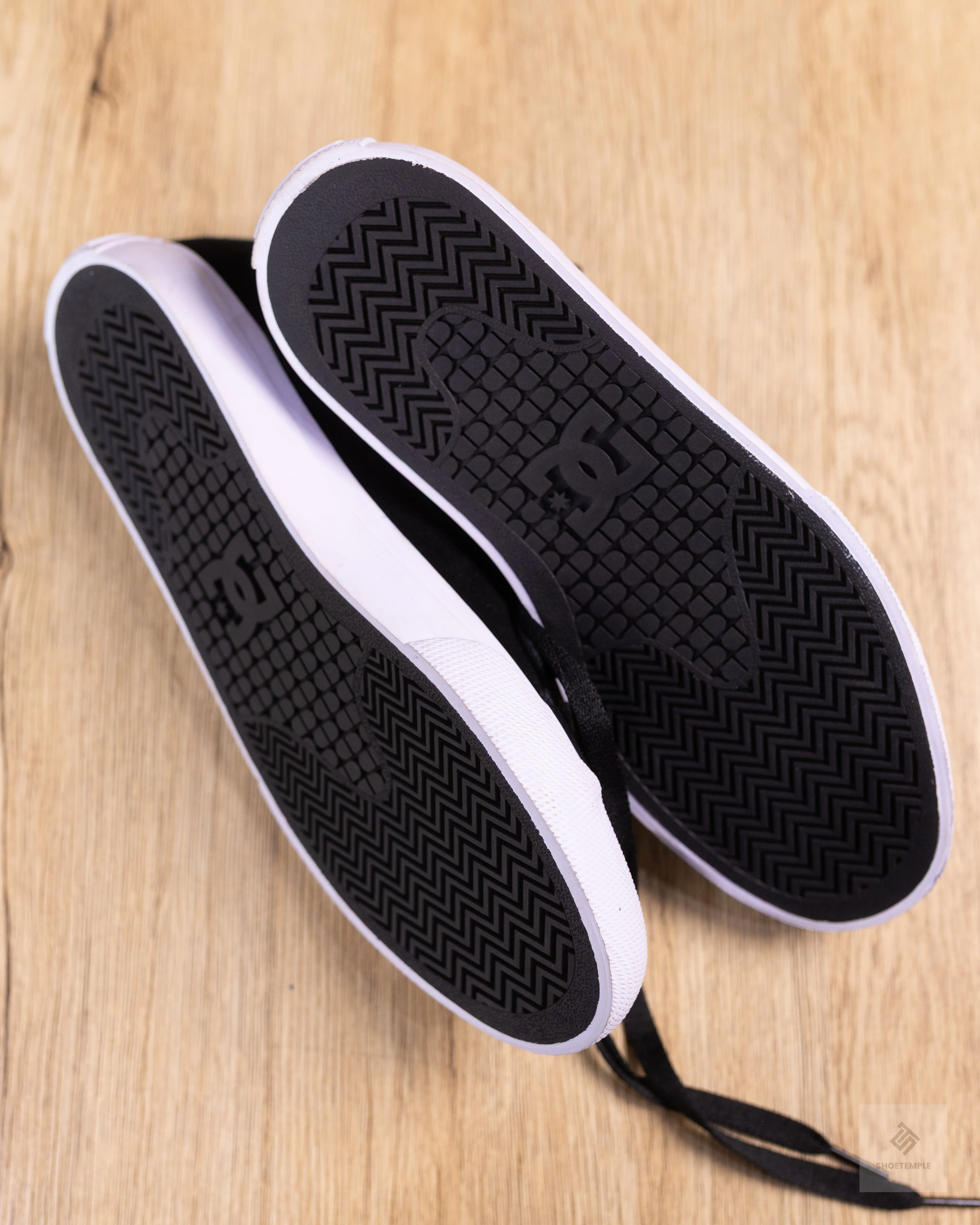 DC Sneaker Black