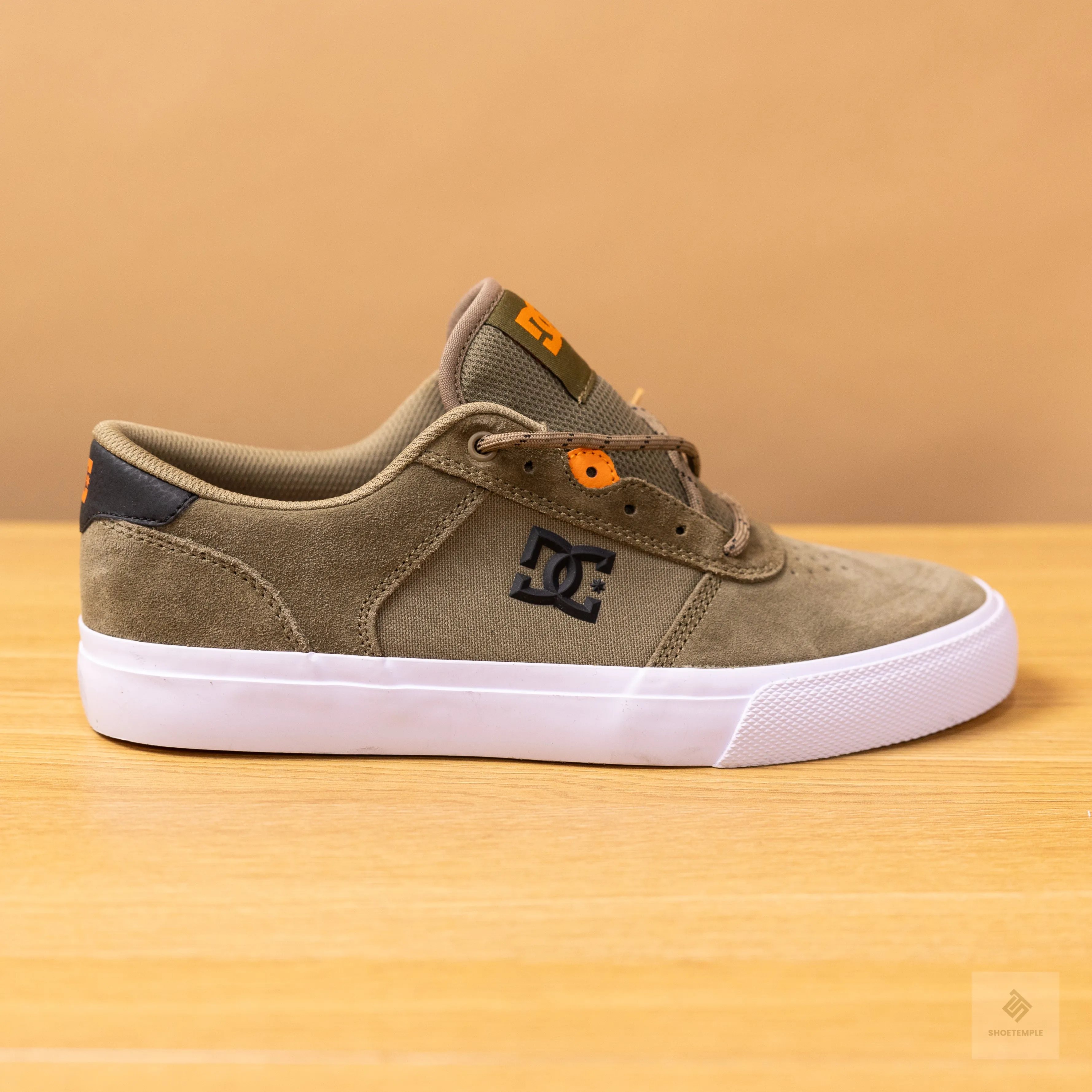 DC Teknic Shoes