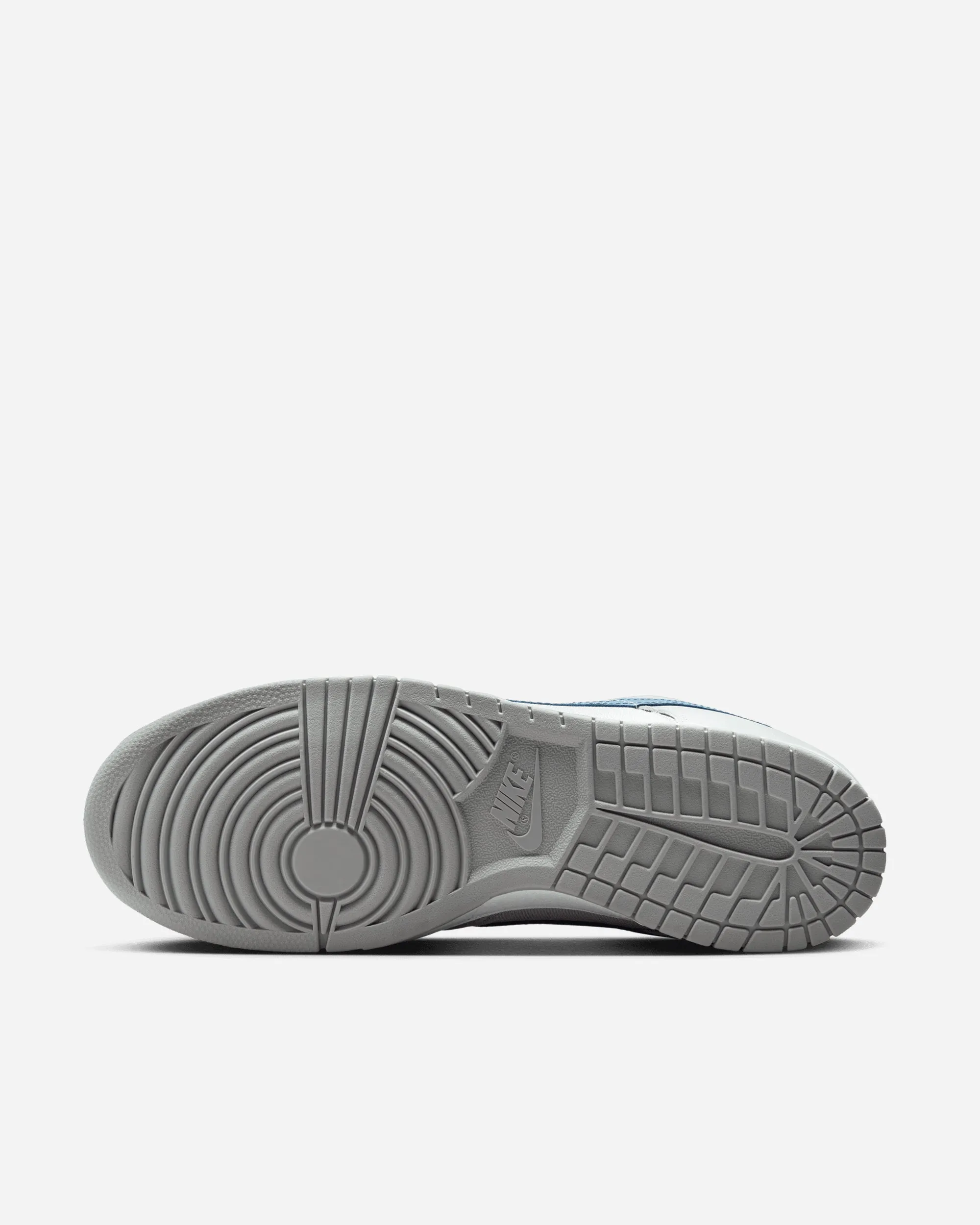 Dunk Low 'Silver Surfer'