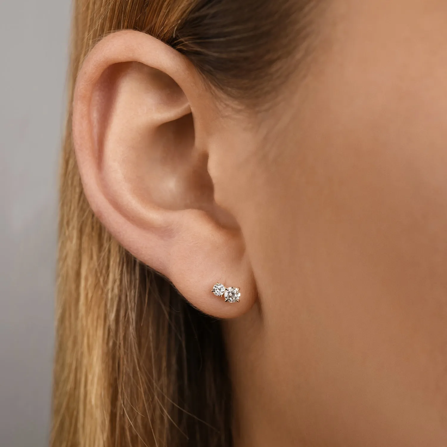 Duora Flat Back Studs