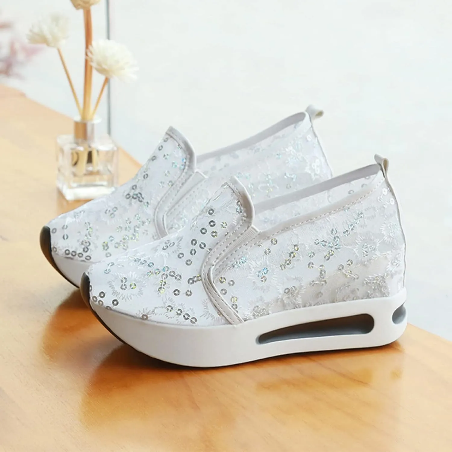 Fashion Sneakers for Ladies,Stylish Floral Embroidered Lace Mesh Sneakers Soft Platform Memory Foam Midsole Sneakers Stylish Chic Embroidered Party Travel Road Running Sneakers for Women