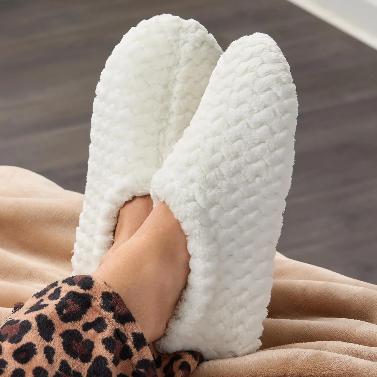 Fruit of the Loom House Slippers For Women, Memory Foam Insole, Indoor Outdoor, Comfy, Chevron