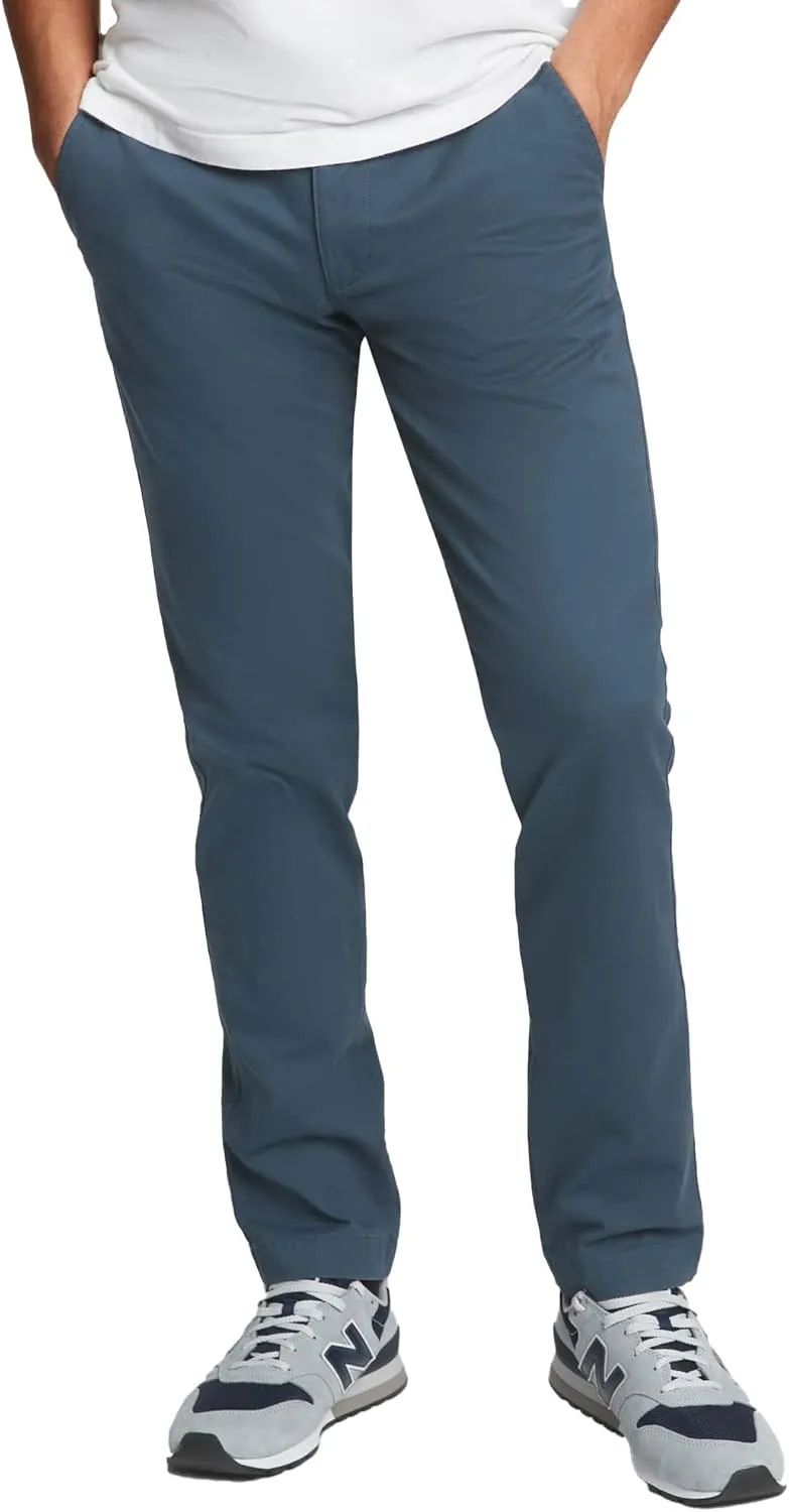 GAP Men's Essential Slim Fit Khaki Chino Pants