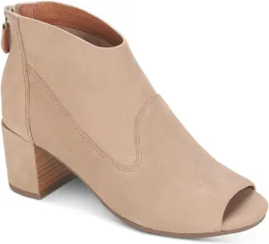 Gentle Souls by Kenneth Cole Women's Charlene Hooded Bootie Ankle Boot