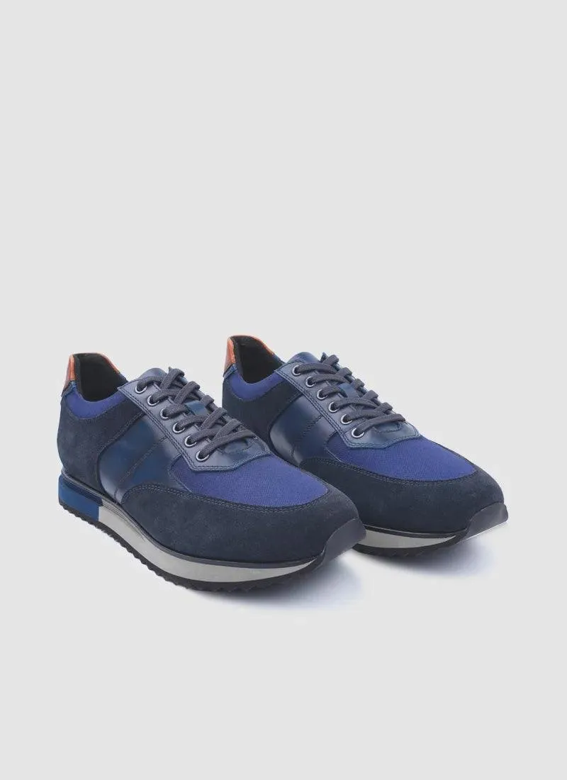 Hades Sneaker