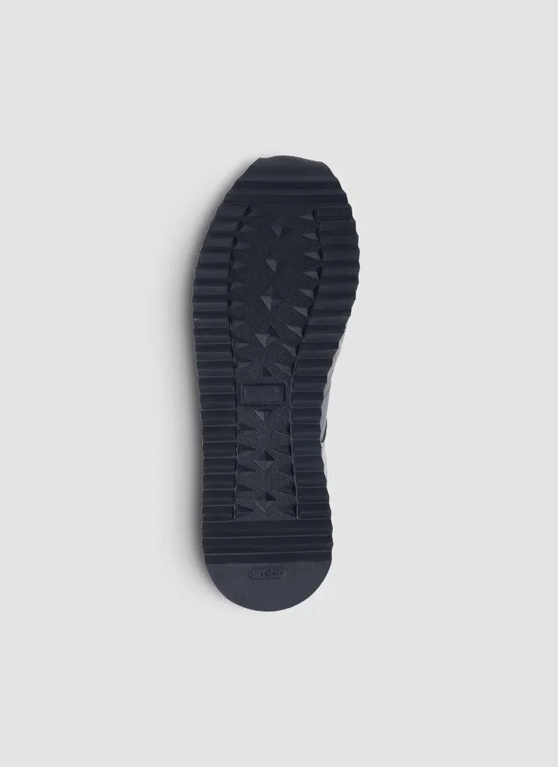 Hades Sneaker