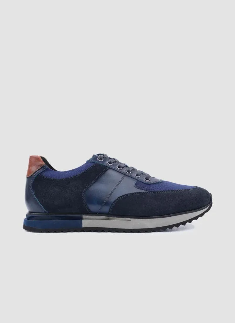 Hades Sneaker