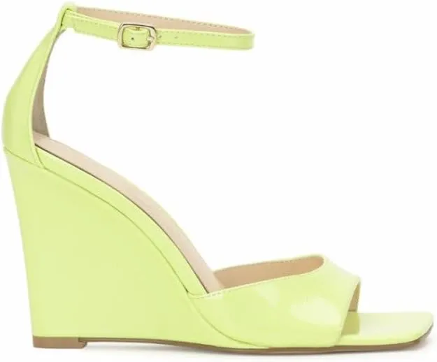 Jessica Simpson Womens LEEHI Faux Leather Open Toe Wedge Heels