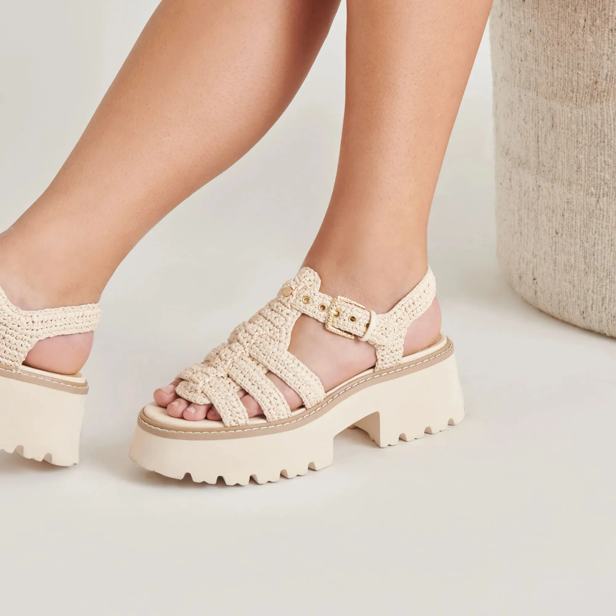 LATICE | LIGHT TAN RAFFIA