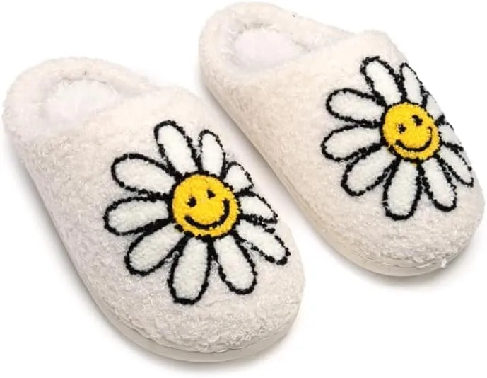 Living Royal Kids Cozy Plush Non-Slip Slippers - Funny Designs, Comfy, 100% Polyester