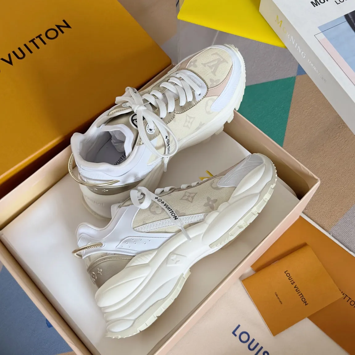 Long-lasting White Run Light Fabric Monogram Jacquard Vuitton Louis Beige Fast international delivery Mix 55 Sneaker 55mm
