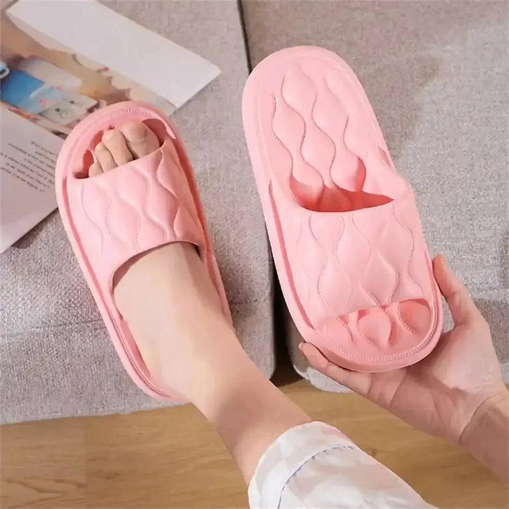 Low Spring Woman's Summer Slippers | Hermione