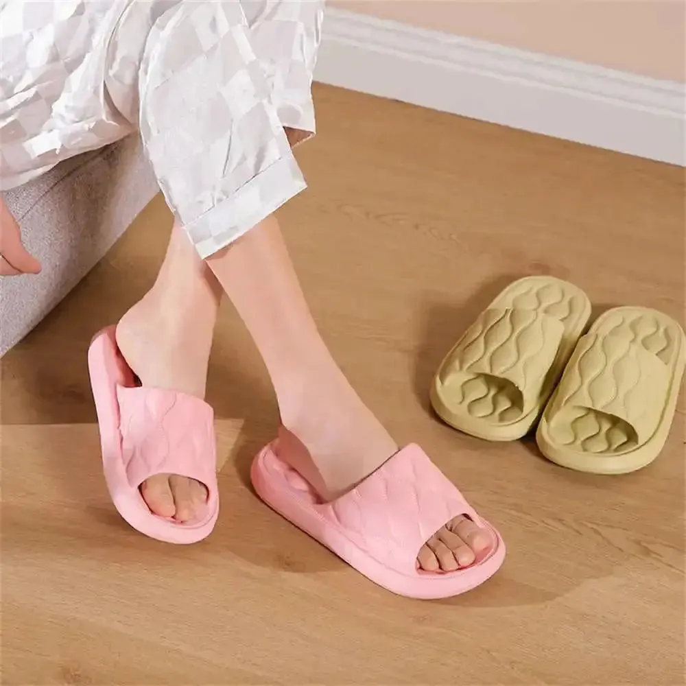 Low Spring Woman's Summer Slippers | Hermione