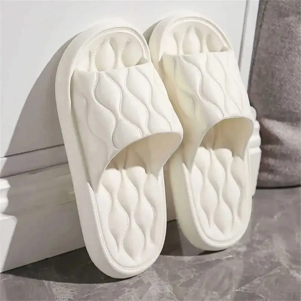 Low Spring Woman's Summer Slippers | Hermione
