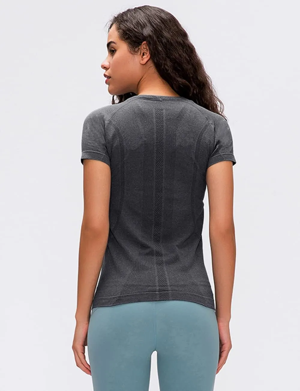 LUYAA Women's Workout Tops Long Sleeve Shirts Yoga Sports Breathable Gym Athletic Top Slim Fit