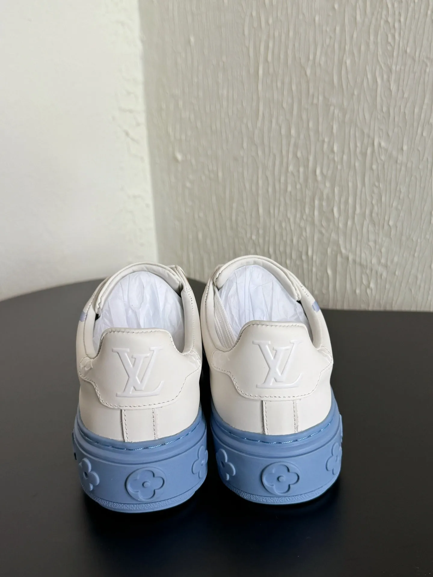 LV Sneakers Time Out  Logo Print White Mix Light Blue Calfskin