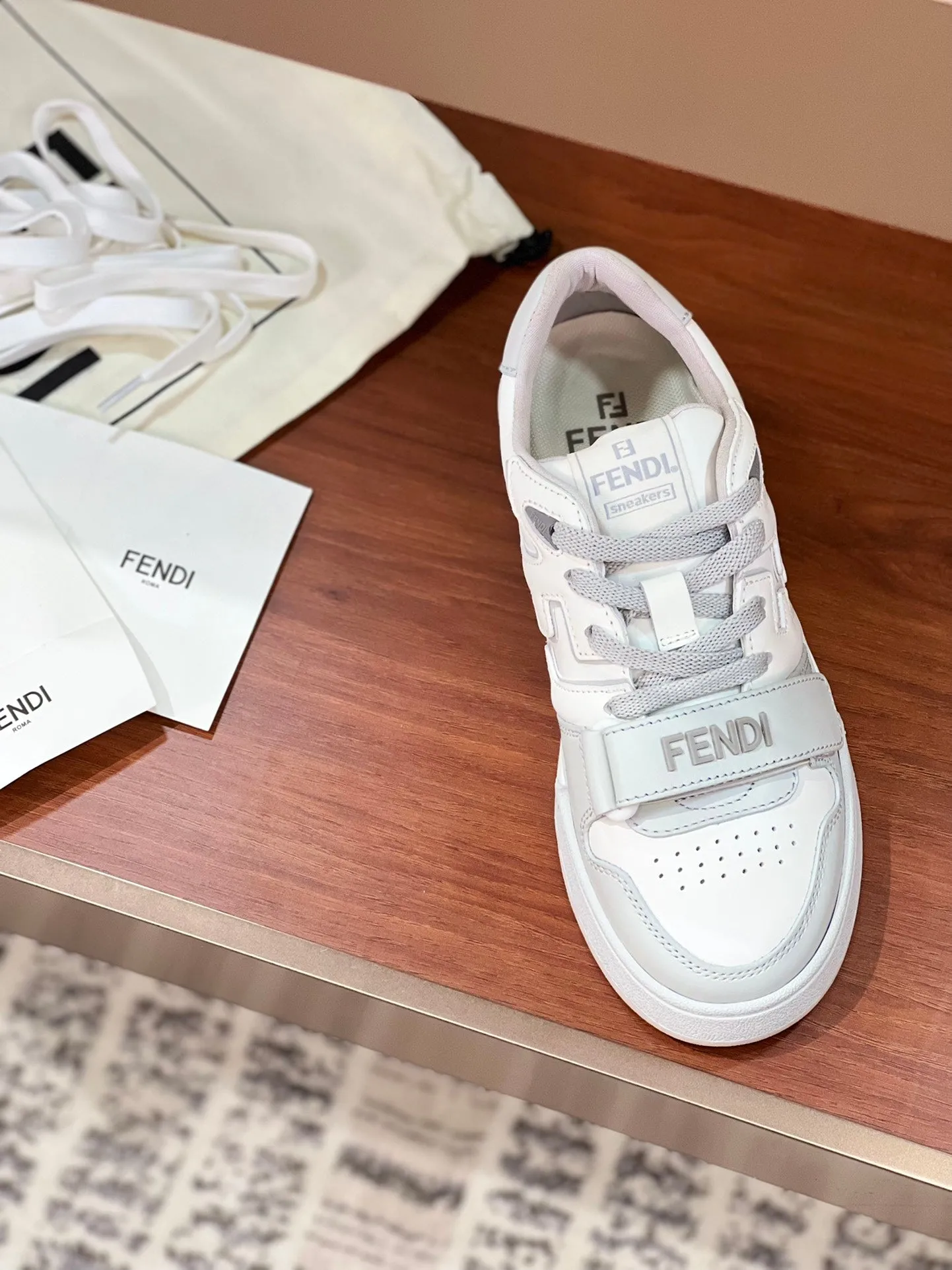 MATCH MIX Risk-free CALFSKIN IN LIGHT GREY WHITE FENDI Overnight delivery FENDI