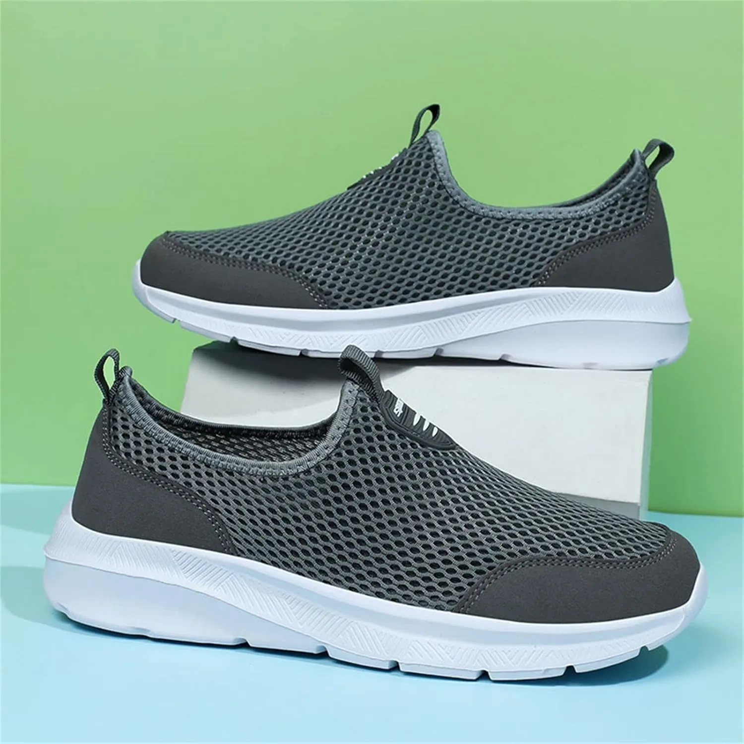Men's Tennis Shoes Slip on Walking Shoes Casual Breathable Sneakers Lightweight Golf Shoes Work Out Shoes
