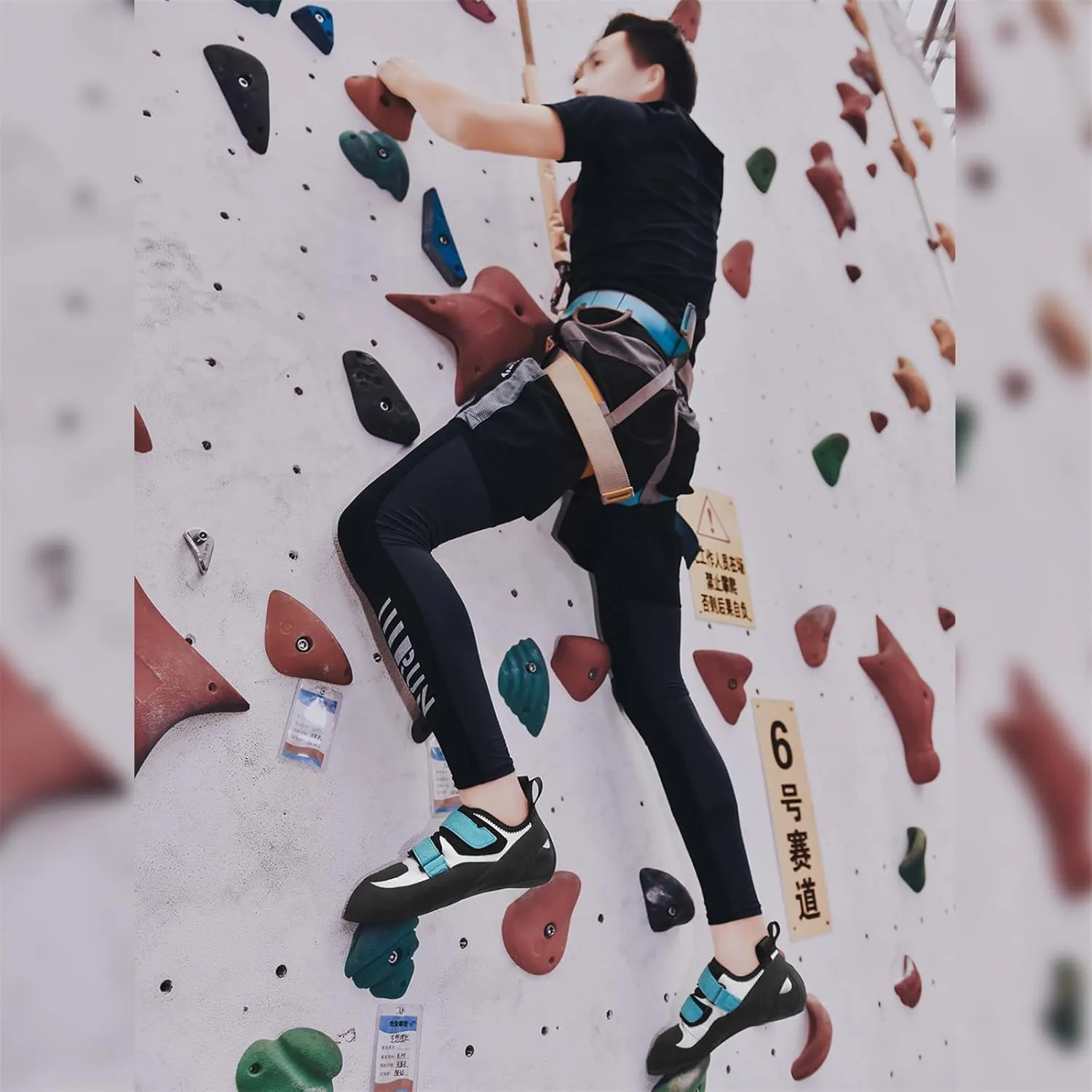 Mens Womens Rock Climbing Shoes Slip on Bouldering Trainers Casual Breathable Indoor Wall Climbing Shoes Lightweight Gym Sneakers