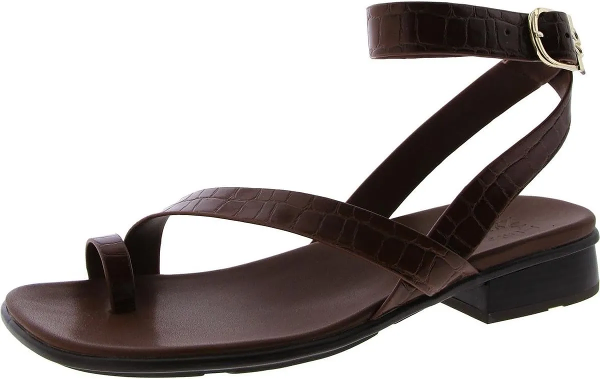 Naturalizer Womens Birch Strappy Flat Sandal