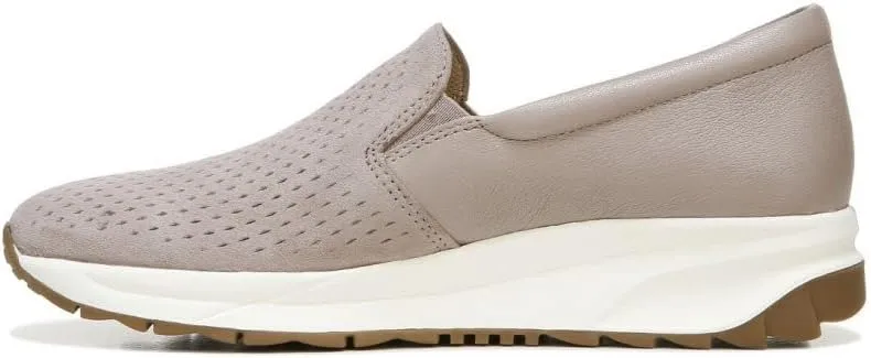 Naturalizer Women's Selah Sporty Slip-On Sneaker