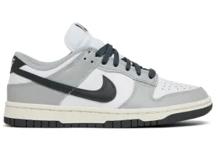 Nike Dunk Low Light Smoke Grey (W)