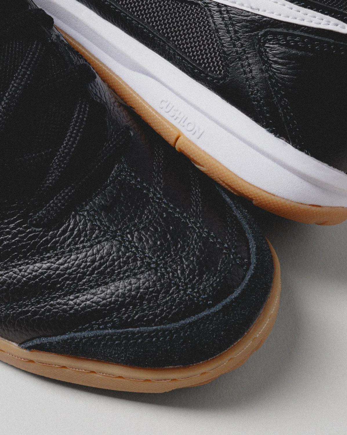 Nike Gato