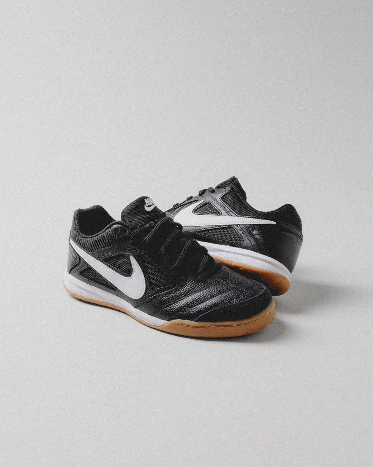 Nike Gato