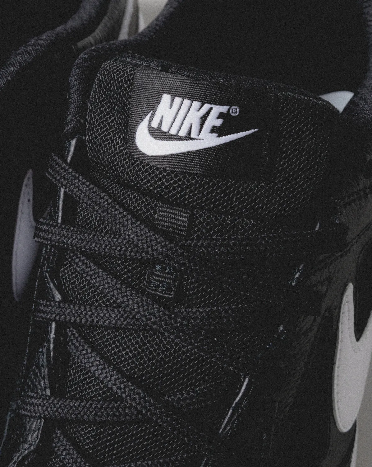 Nike Gato