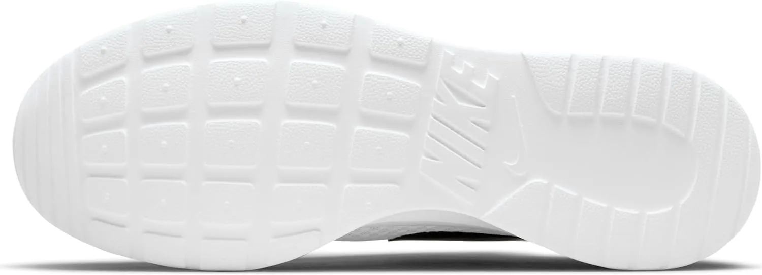 Nike Men's Tanjun Sneaker