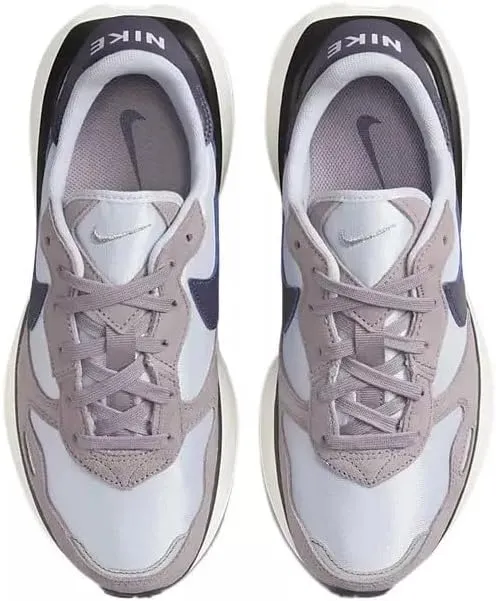 Nike Women's Sneaker
