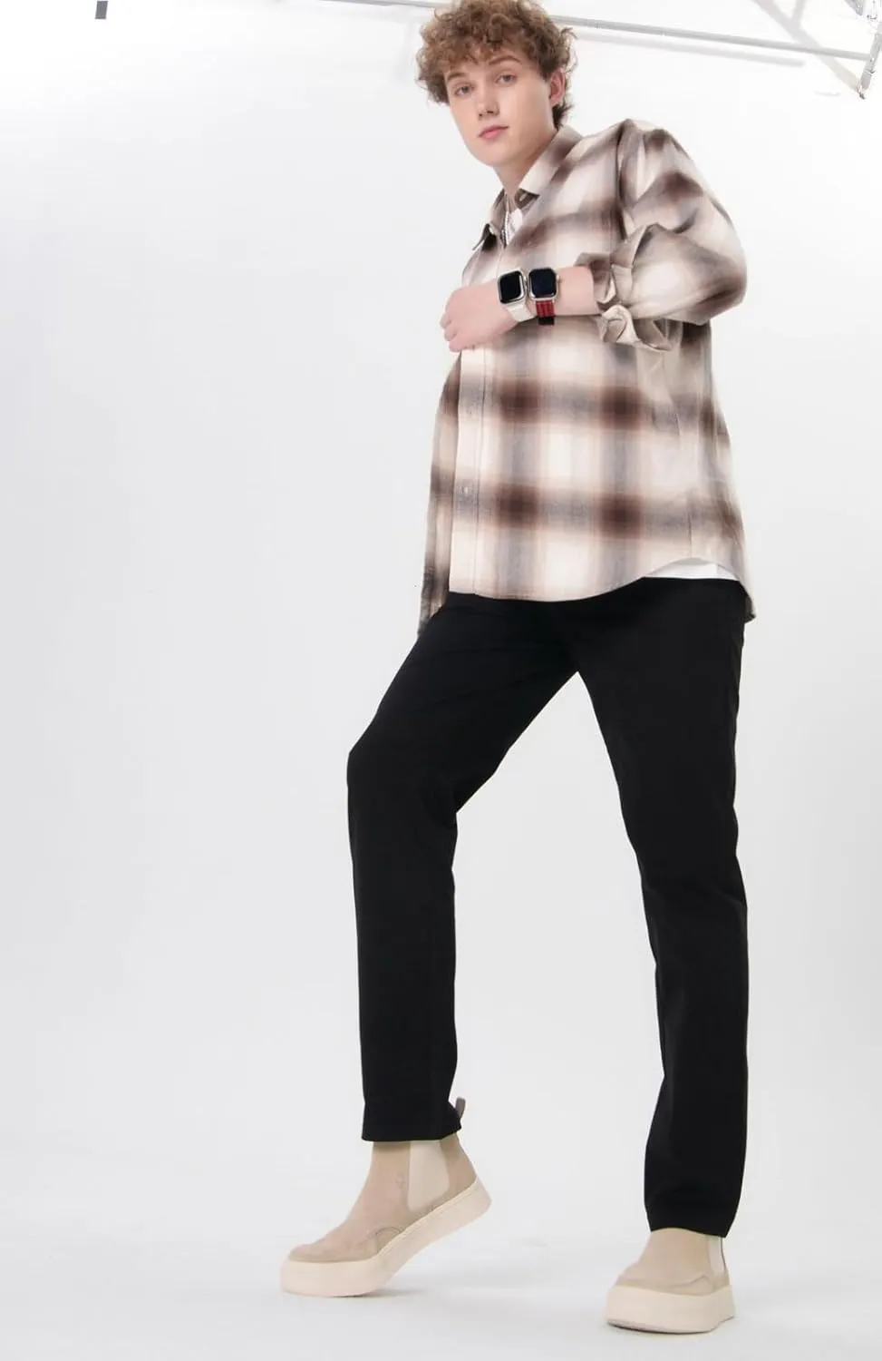 Plaid&Plain Men’s Slim Fit Khaki Pants Men’s Tapered Chino Pants