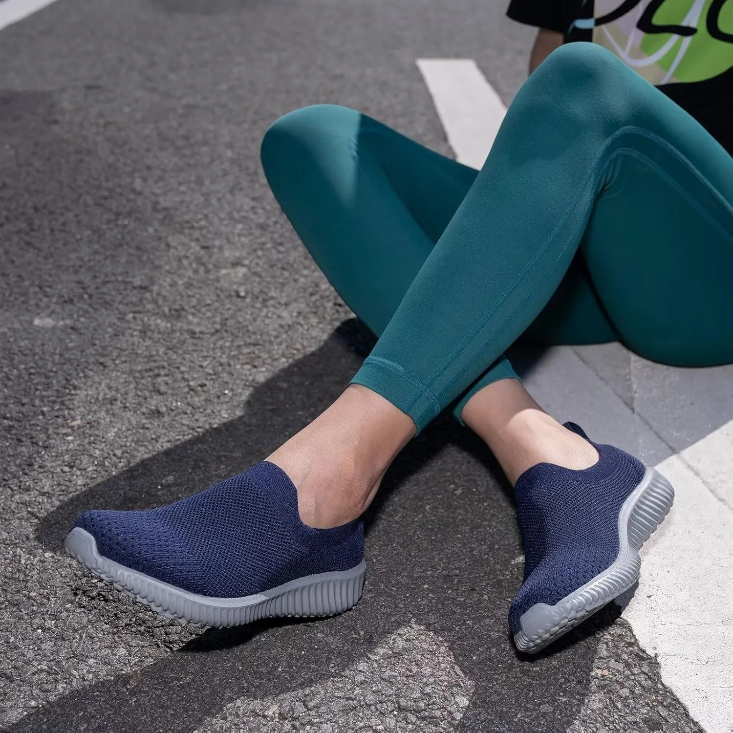 poemlady Walking Shoes Women Slip On Sneakers Knit Lightweight Comfortable Breathable Nurse Shoes for Work Travel