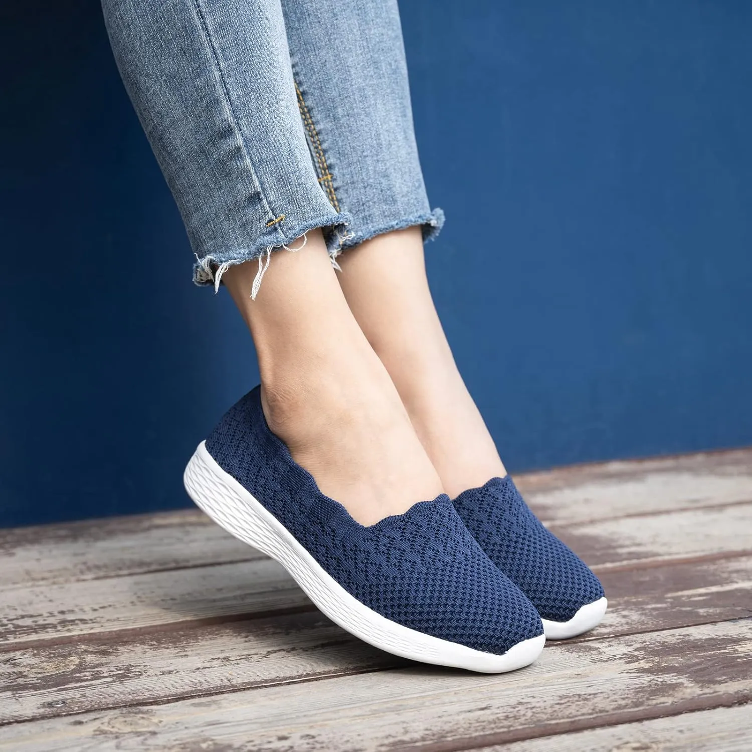 poemlady Women's Slip on Loafer Shoes - Mesh Casual Ballet Flat Nurse Walking Sneakers Knit Round Toe Memory Foam Casual Shoes