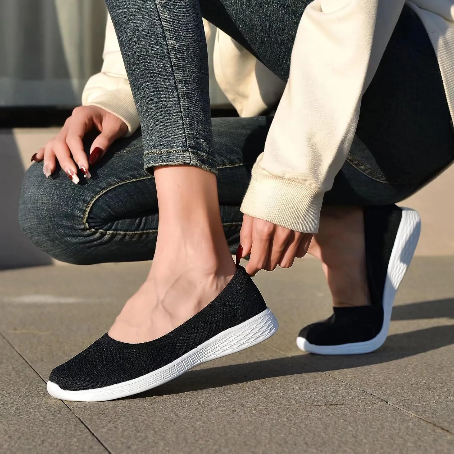 poemlady Women's Slip on Loafer Shoes - Mesh Casual Ballet Flat Nurse Walking Sneakers Round Toe Knit Casual Memory Foam Shoes