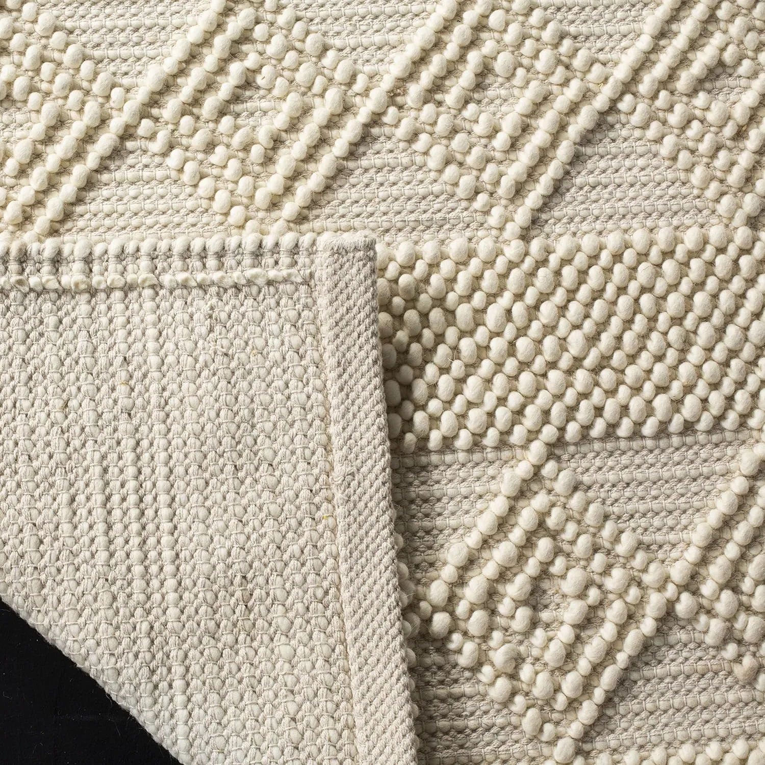 SAFAVIEH Natura Collection Runner Rug - 2'3" x 6', Ivory, Handmade Moroccan Boho Tribal Wool & Cotton, Ideal for High Traffic Areas in Living Room, Bedroom (NAT102C)
