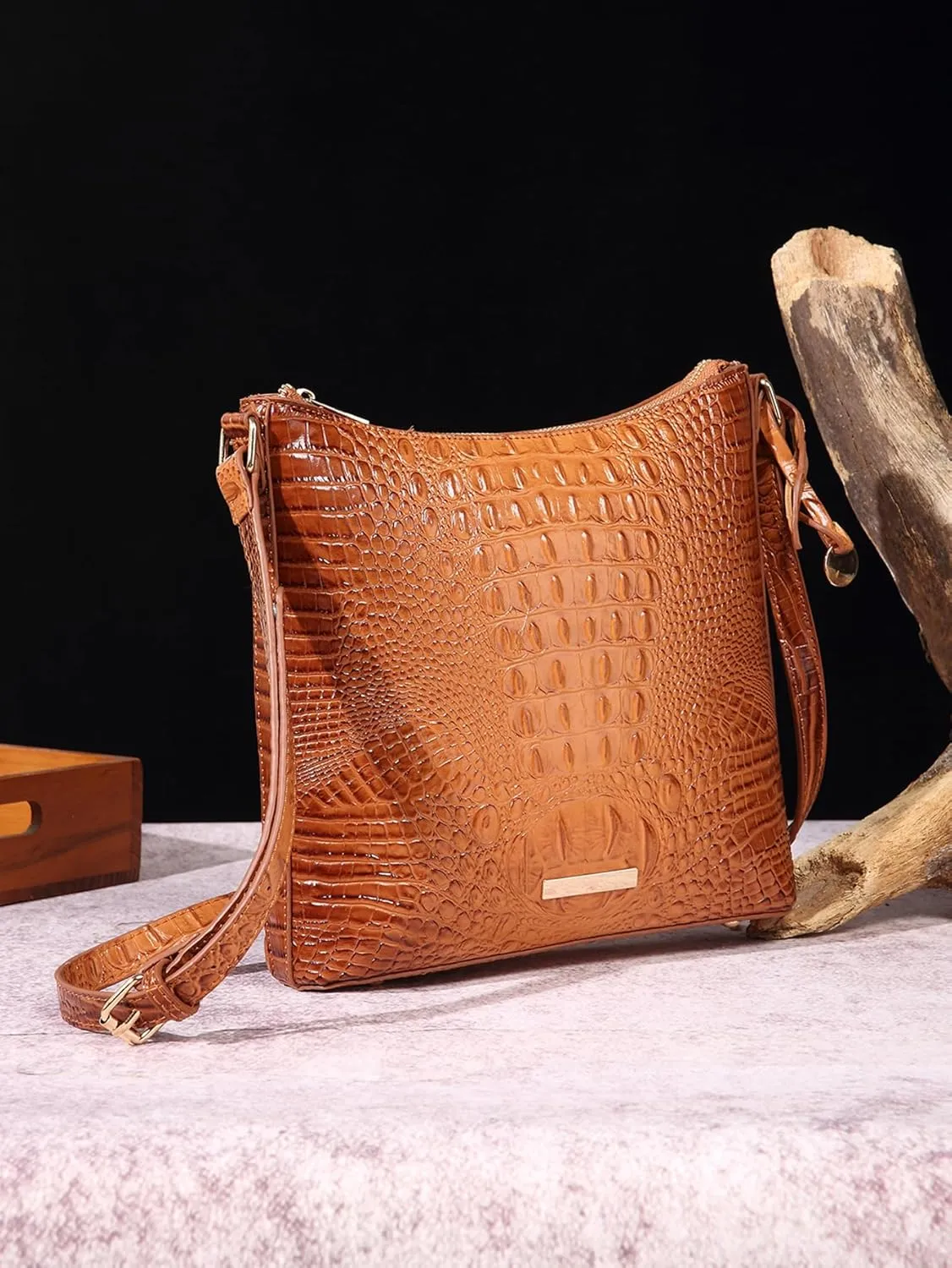 Shoulder Crocodile Flat Handbags for Women trendy Ladies Bag Crocodile PU Leather Crossbody Purse with Strap