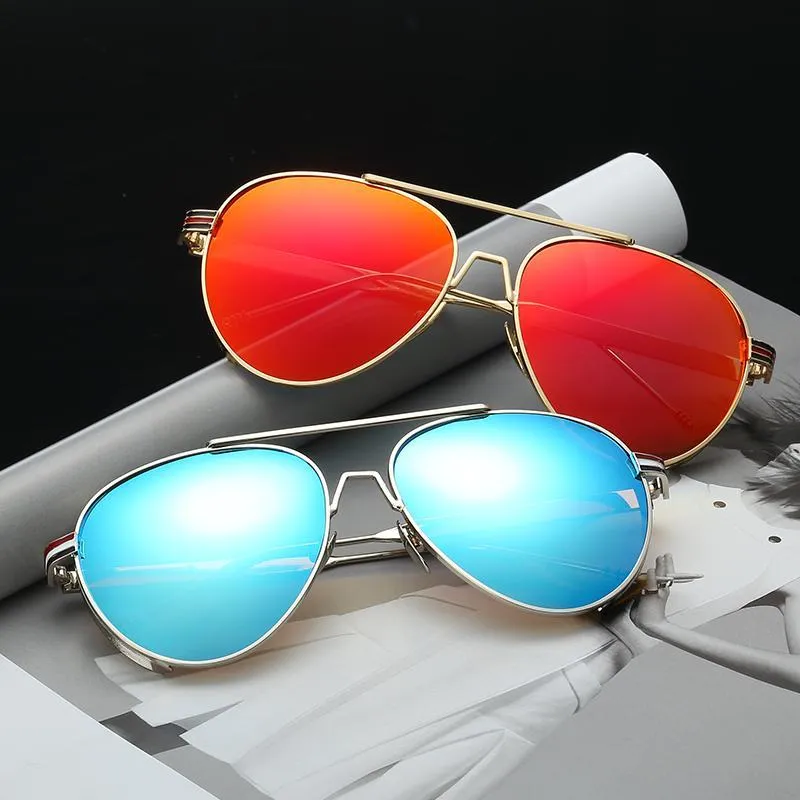 Sleek Modern Full Metal Round Sunnies - Mix Colors