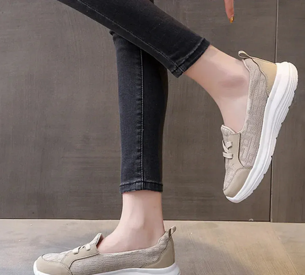 SoftStride Women's Breathable Slip On Arch Support Non-slip Shoes